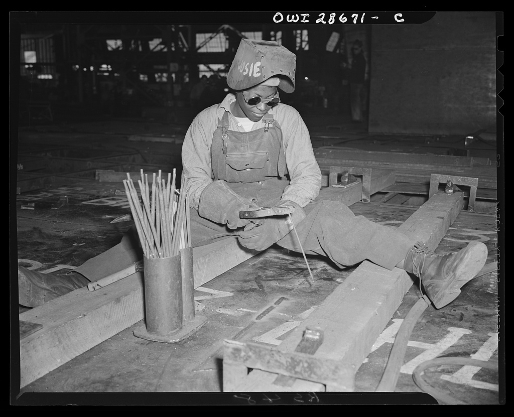 Welder-trainee Josie Lucille Owens at Kaiser Richmond