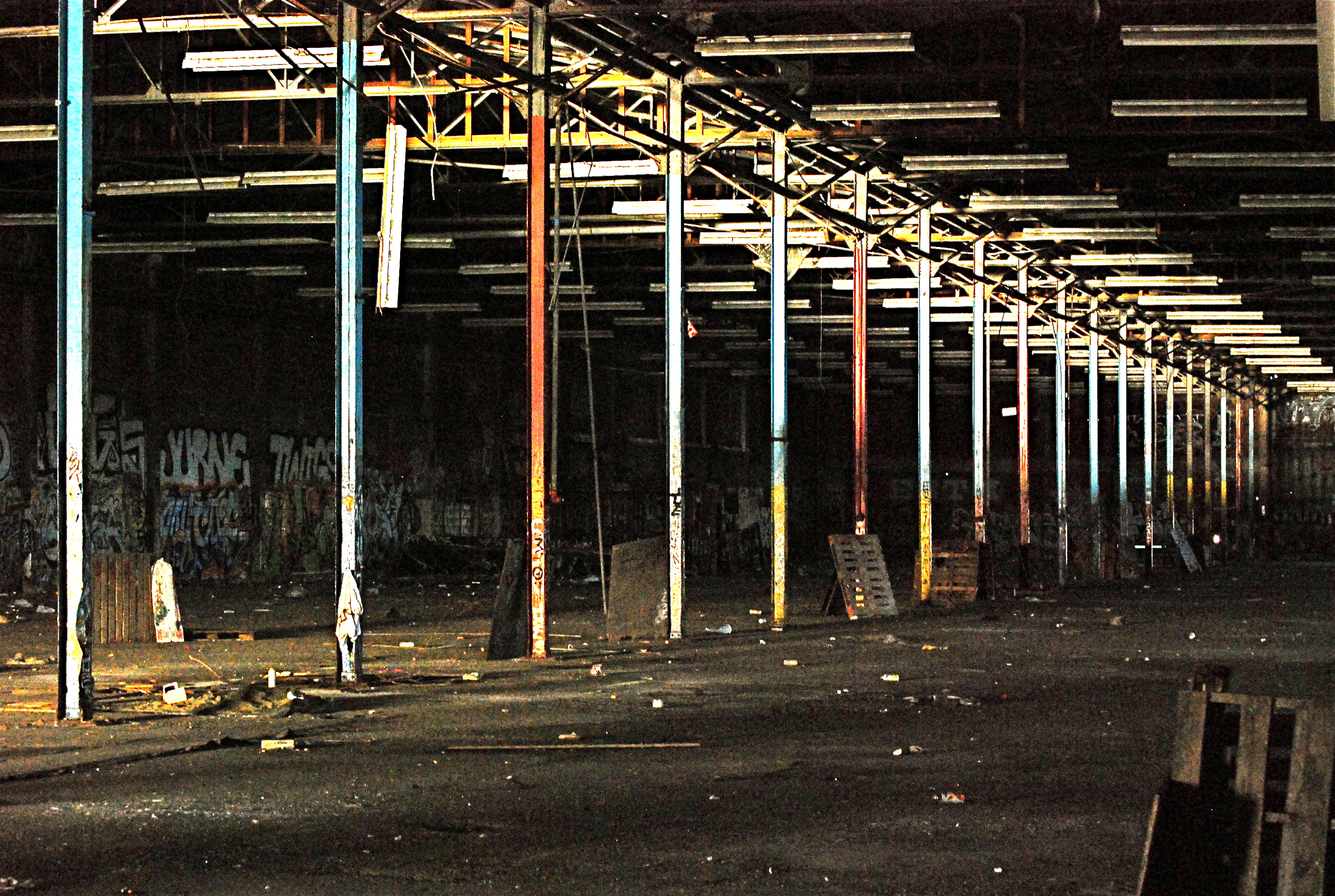 Empty warehouse at Miller/Knox industrial edge