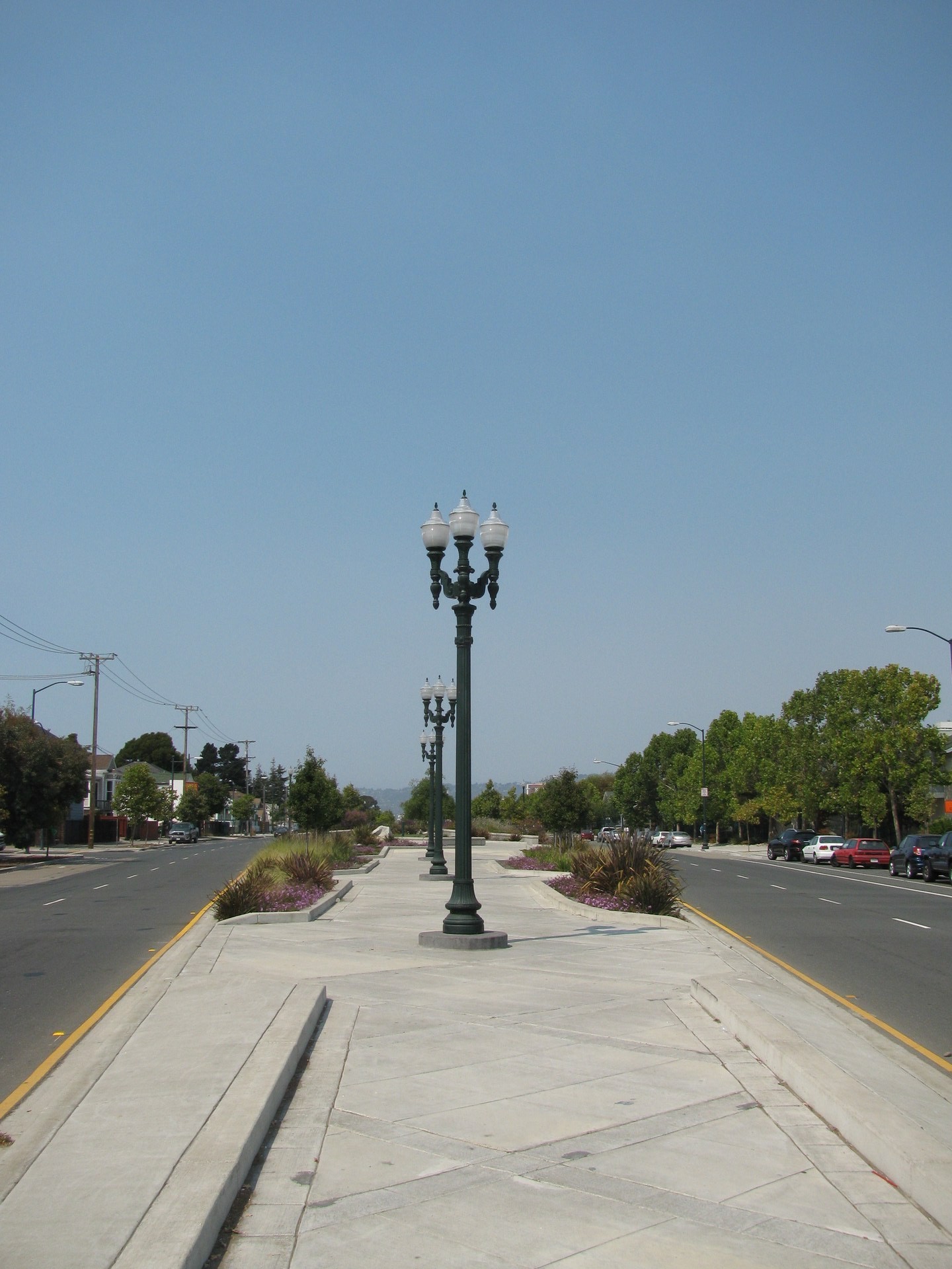 Mandela Parkway landscaped median looking north